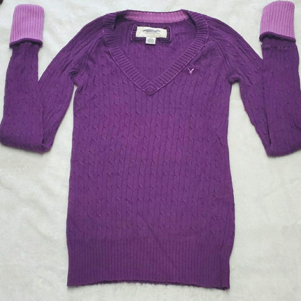 American Eagle cable knit sweater